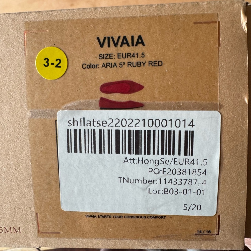 Vivaia Women's Ruby Red Flats Brand New in Box